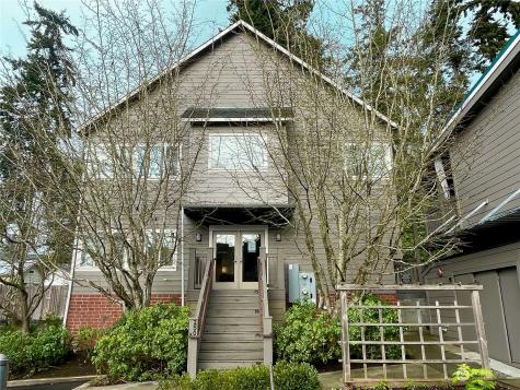 250 Madrona Way NE Bainbridge Island WA 98110