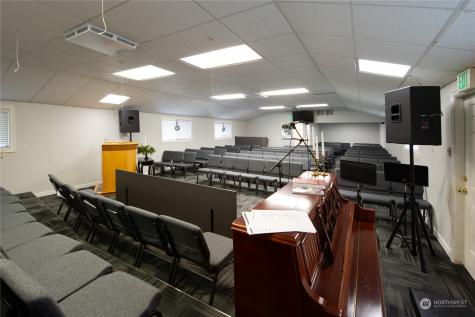 11401 Airport Road Everett WA 98204