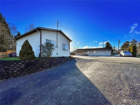 11401 Airport Road Everett WA 98204