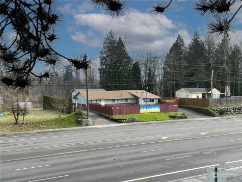 11401 Airport Road Everett WA 98204