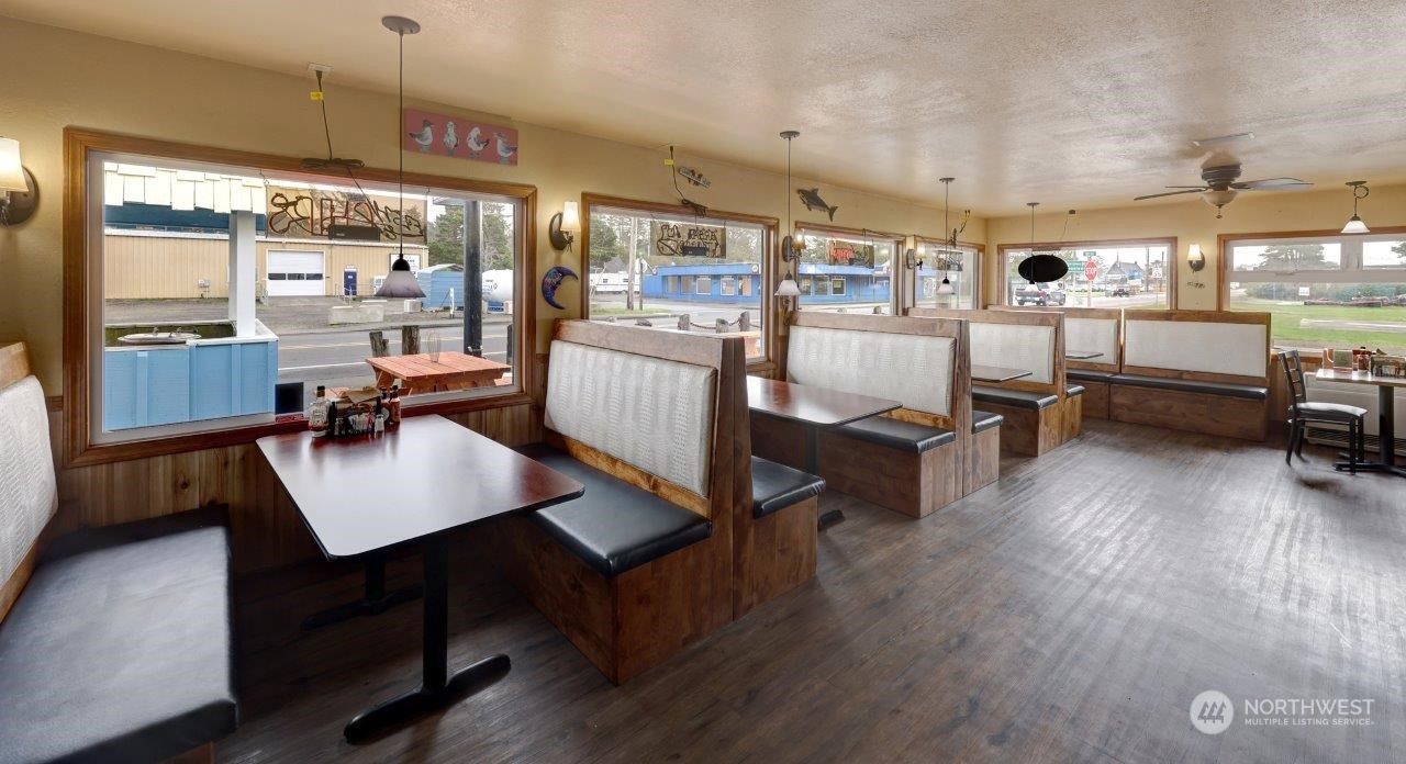 1917 Pacific Avenue S Long Beach WA 98631