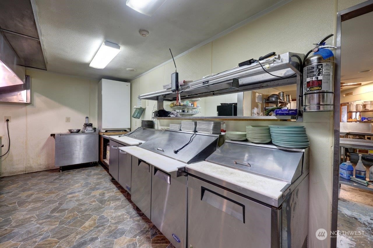 1917 Pacific Avenue S Long Beach WA 98631