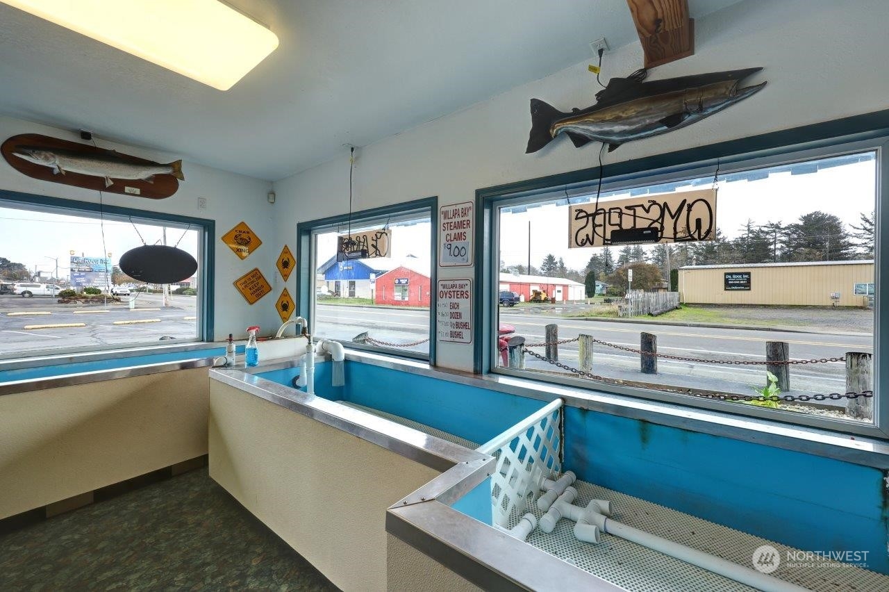 1917 Pacific Avenue S Long Beach WA 98631