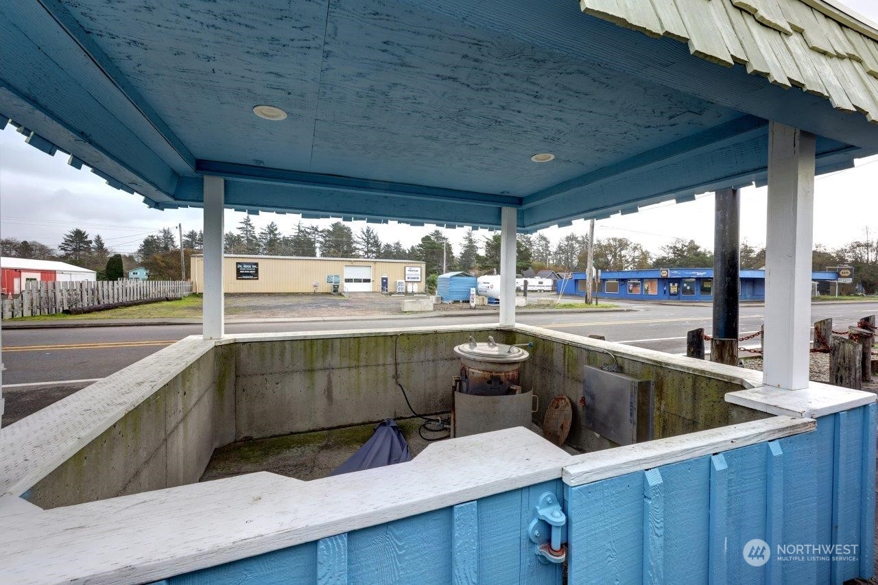 1917 Pacific Avenue S Long Beach WA 98631