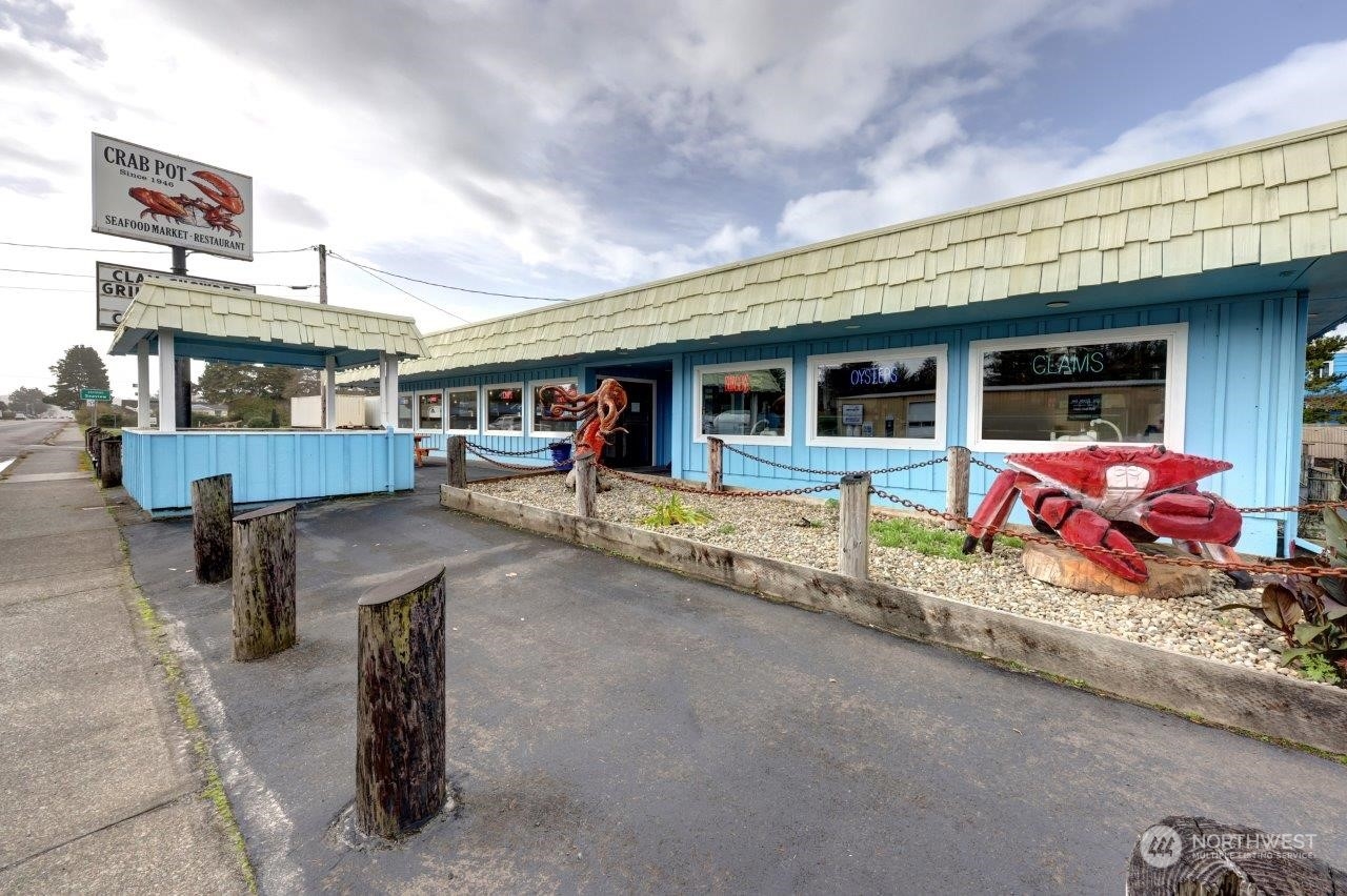 1917 Pacific Avenue S Long Beach WA 98631