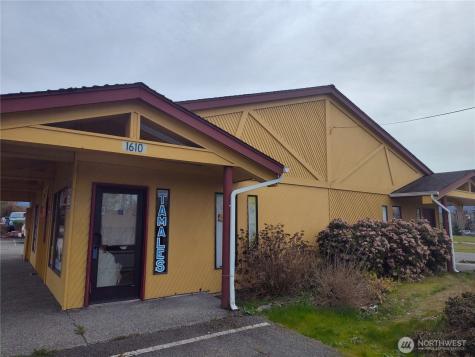 1610 N Laventure Road Mount Vernon WA 98273