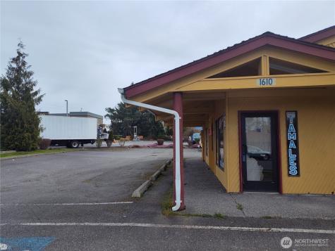 1610 N Laventure Road Mount Vernon WA 98273
