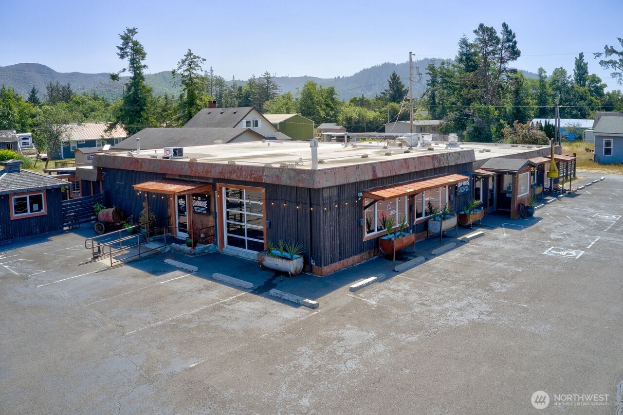 780 State Route 101 Chinook WA 98614