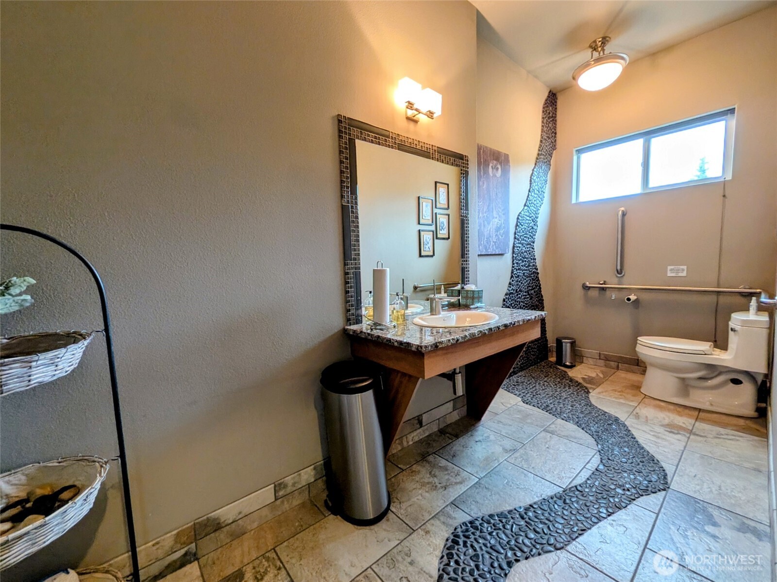 259003 Highway 101 W Sequim WA 98382