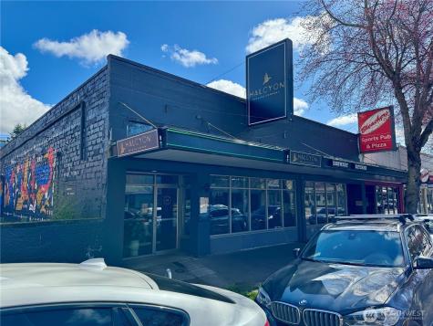 8560 Greenwood Seattle WA 98103
