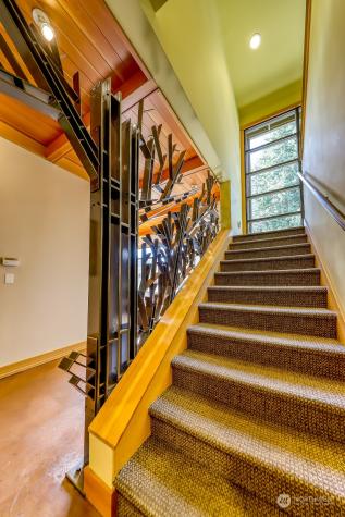 840 Madison Avenue N Bainbridge Island WA 98110