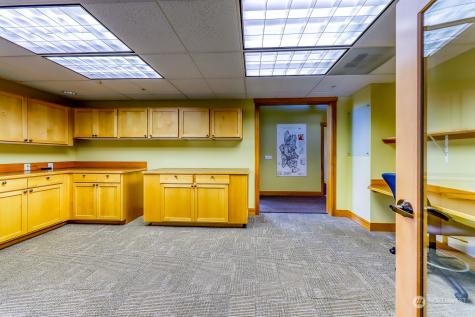 840 Madison Avenue N Bainbridge Island WA 98110
