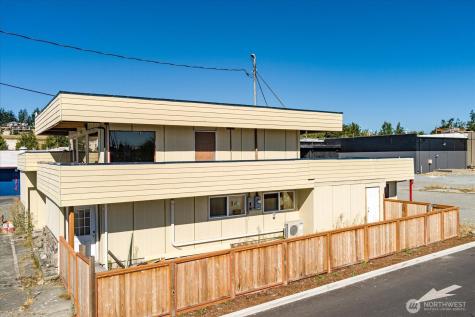 31359 Sr 20 Oak Harbor WA 98277