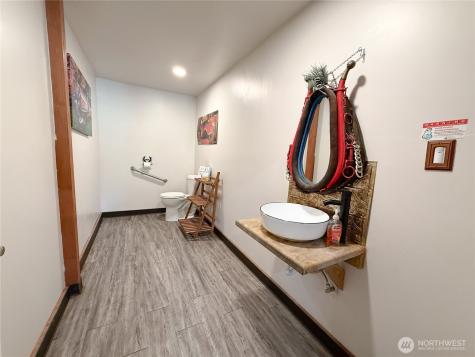 107 Main Street Riverside WA 98849