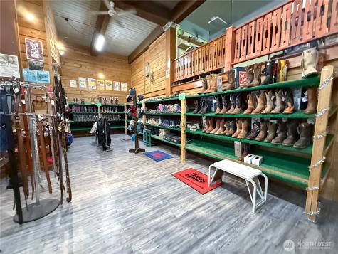 107 Main Street Riverside WA 98849