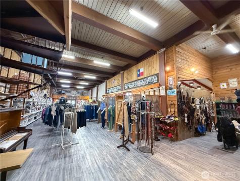 107 Main Street Riverside WA 98849