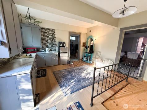 107 Main Street Riverside WA 98849