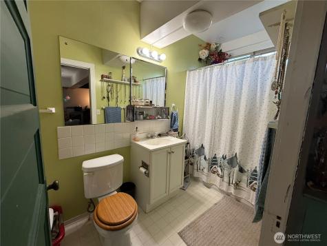 107 Main Street Riverside WA 98849