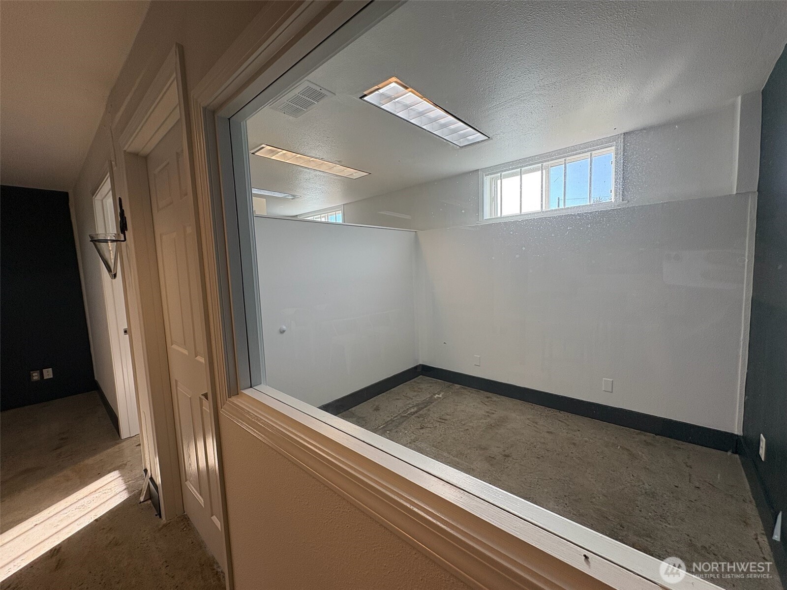 23931 Highway 99 Edmonds WA 98026