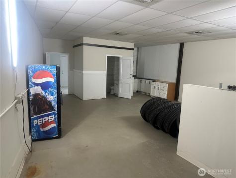 11022 Valley Avenue E Puyallup WA 98372