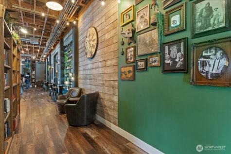 2037 W Woodin Avenue Chelan WA 98816