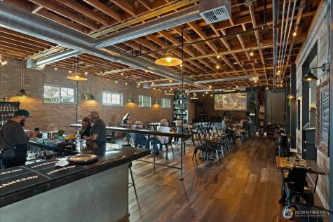 2037 W Woodin Avenue Chelan WA 98816