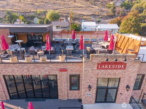 2037 W Woodin Avenue Chelan WA 98816