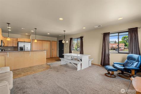 10 N Chelan Avenue Wenatchee WA 98801