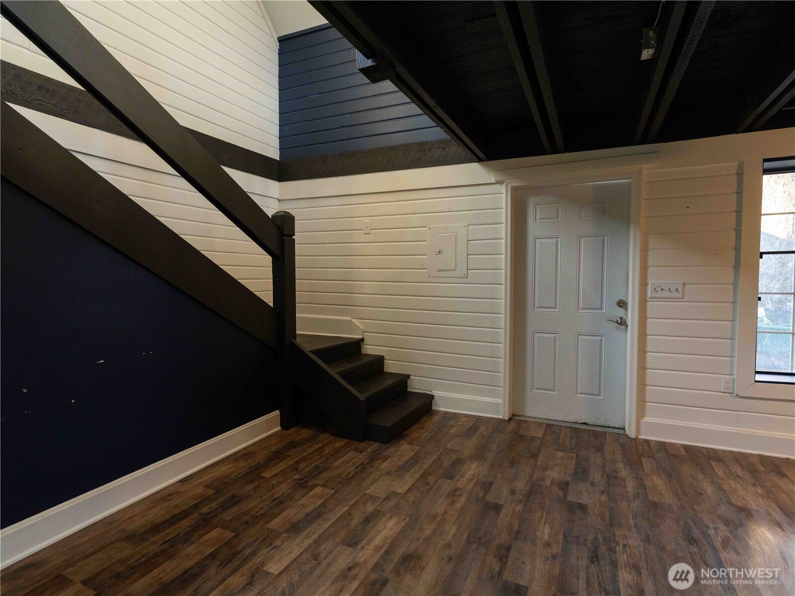 608 Morris Street La Conner WA 98257
