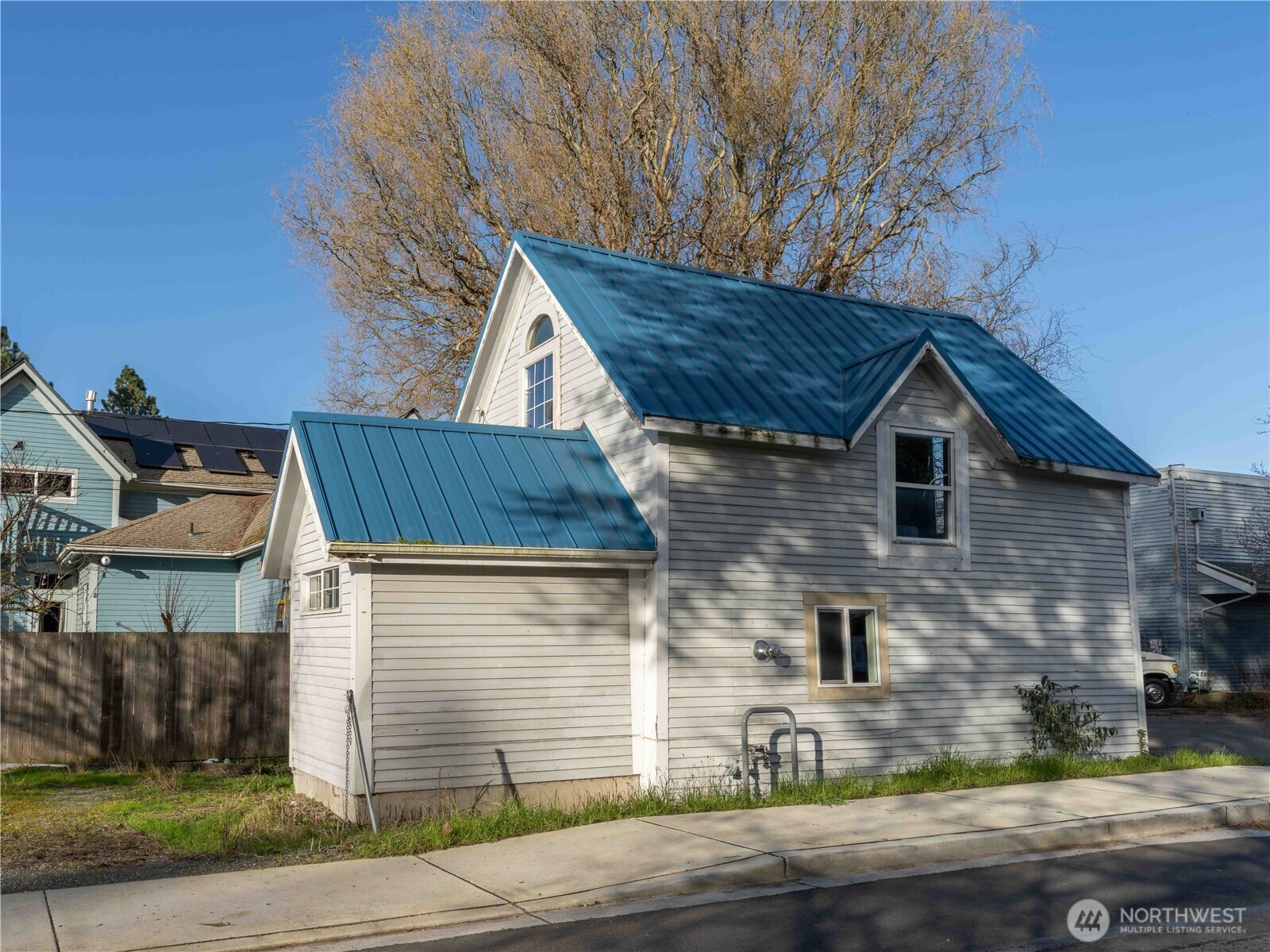 608 Morris Street La Conner WA 98257