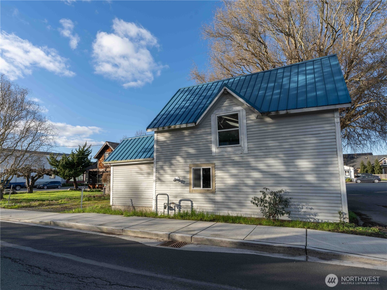 608 Morris Street La Conner WA 98257