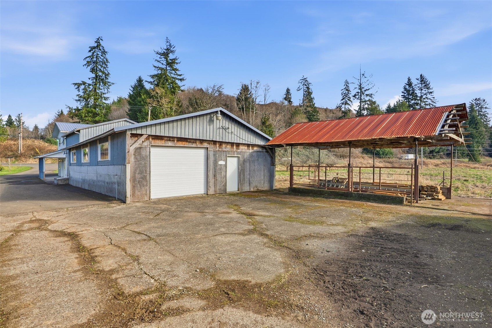 957 W State Route 4 Cathlamet WA 98612