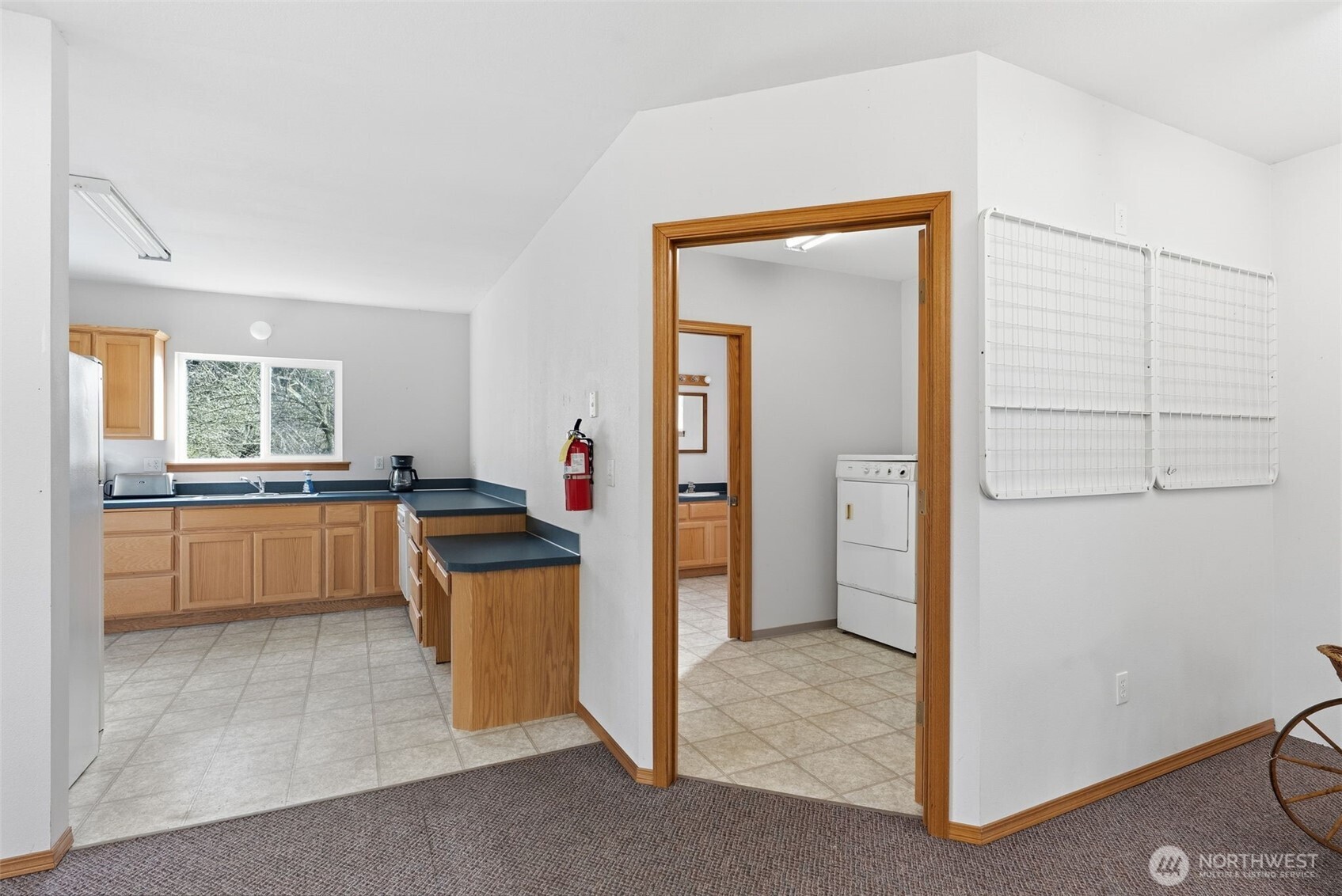 957 W State Route 4 Cathlamet WA 98612