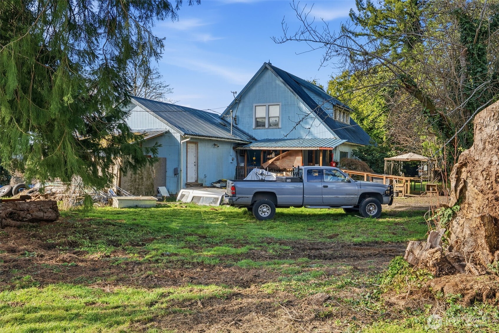 957 W State Route 4 Cathlamet WA 98612