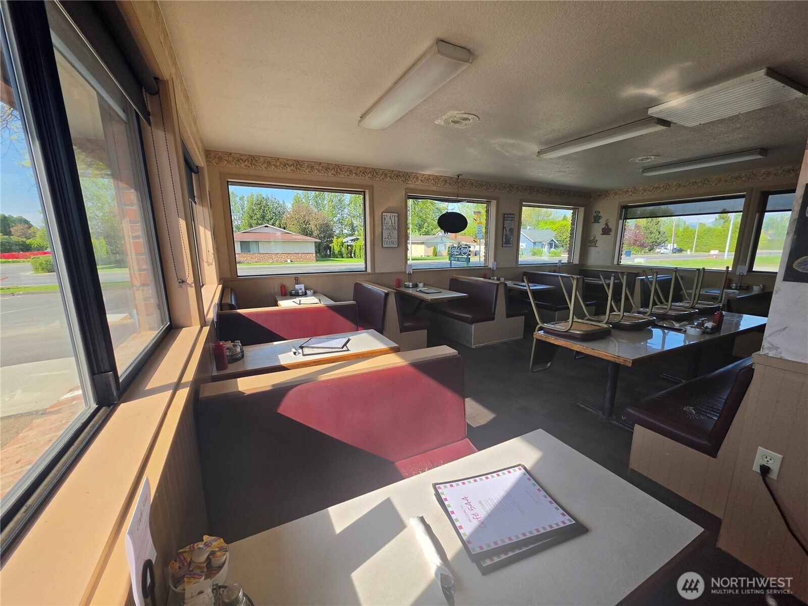302 E Main Street Everson WA 98247