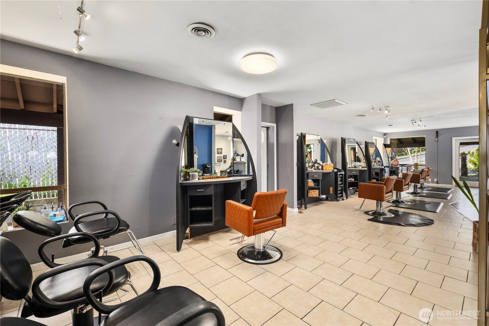 7439 Beverly Boulevard Everett WA 98203