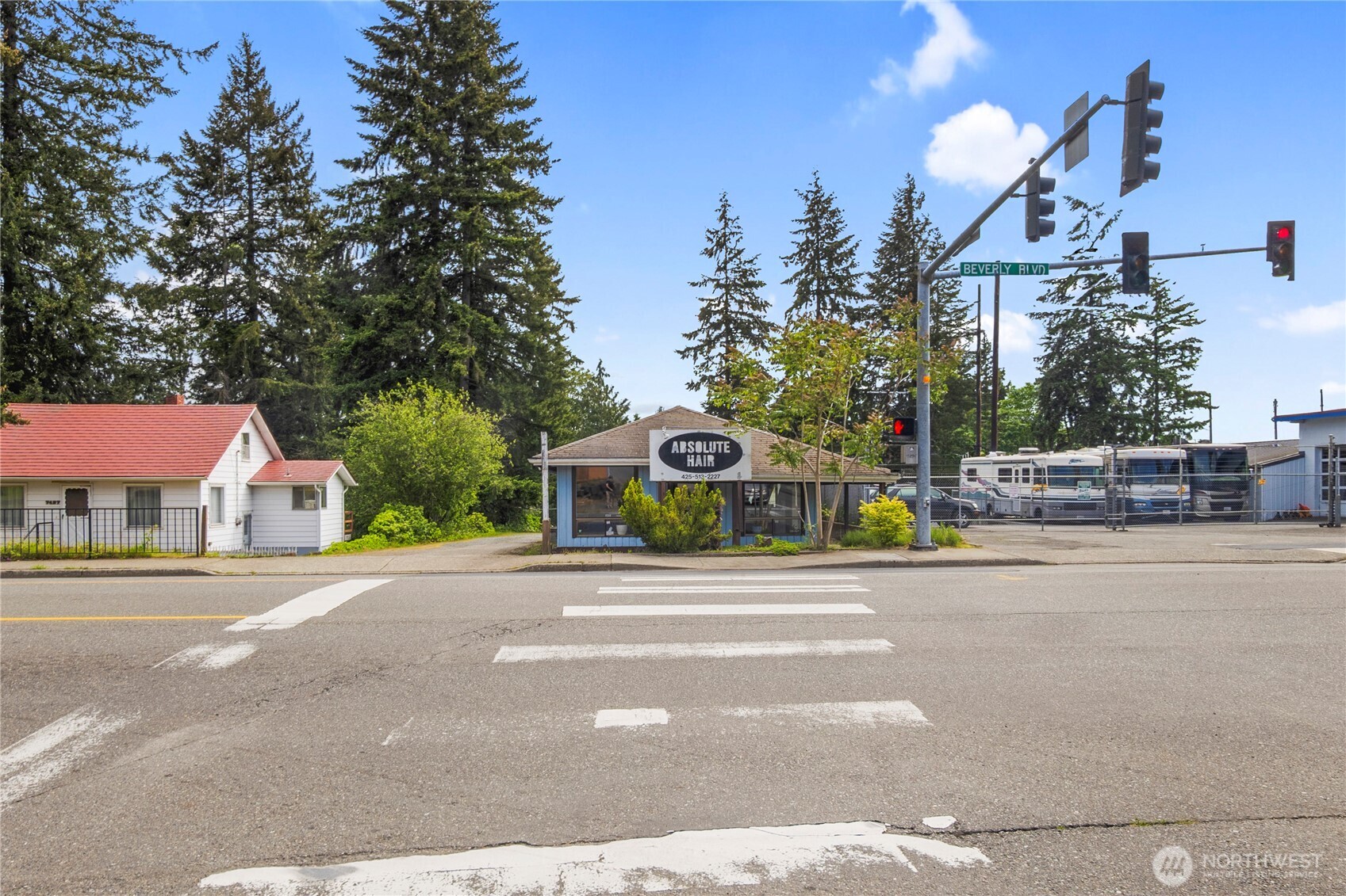 7439 Beverly Boulevard Everett WA 98203