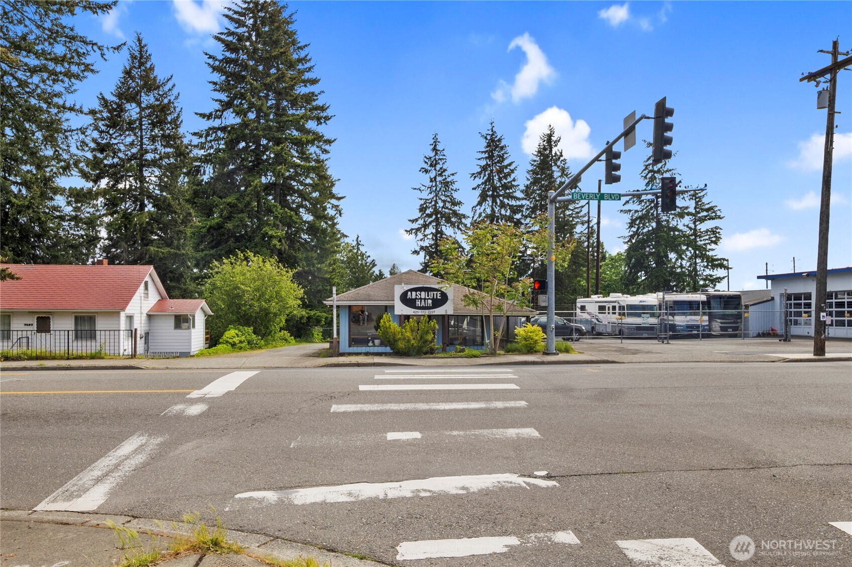 7439 Beverly Boulevard Everett WA 98203