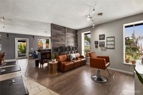 7439 Beverly Boulevard Everett WA 98203