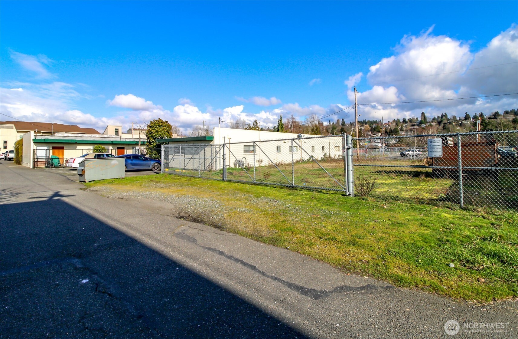 418 Central Avenue N Kent WA 98032