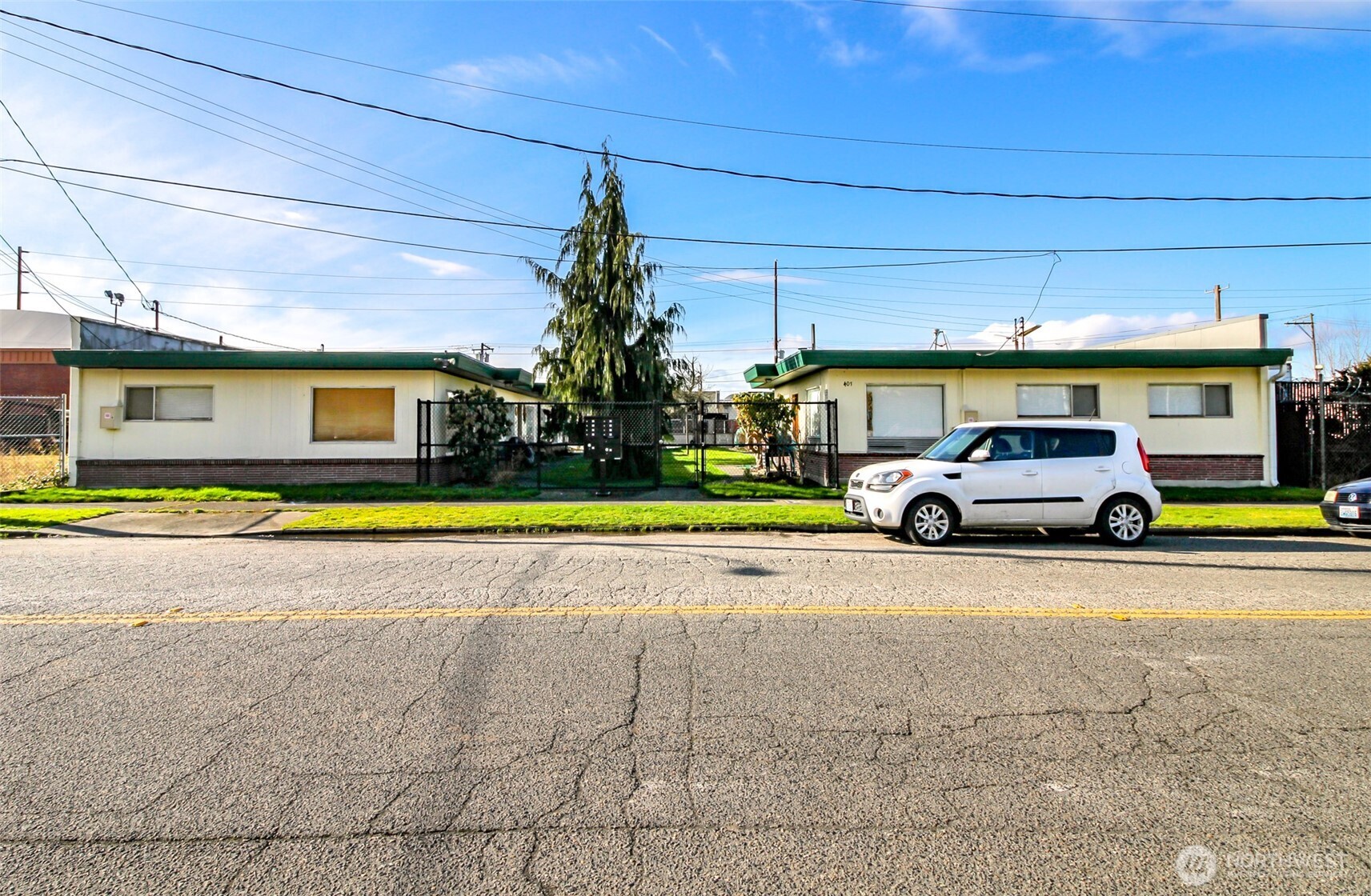 418 Central Avenue N Kent WA 98032
