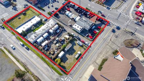 418 Central Avenue N Kent WA 98032