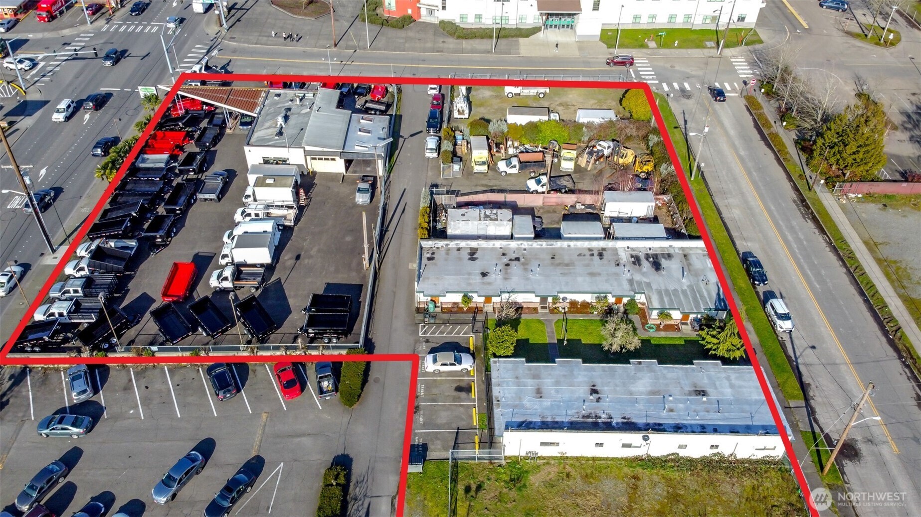 418 Central Avenue N Kent WA 98032