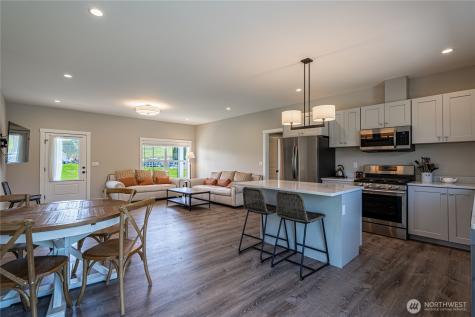 4848 Green Avenue Manson WA 98831