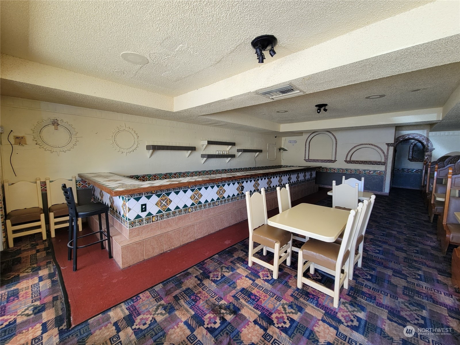 1124 Washington Way Longview WA 98632