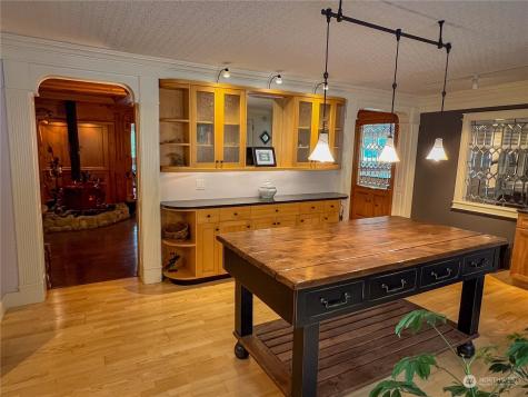 7251 Oak Bay Road Port Ludlow WA 98365