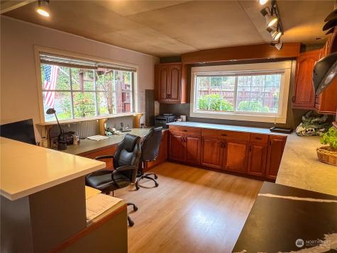 7251 Oak Bay Road Port Ludlow WA 98365
