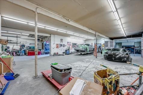 13720 Aurora Avenue N Seattle WA 98133