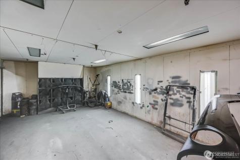 13720 Aurora Avenue N Seattle WA 98133