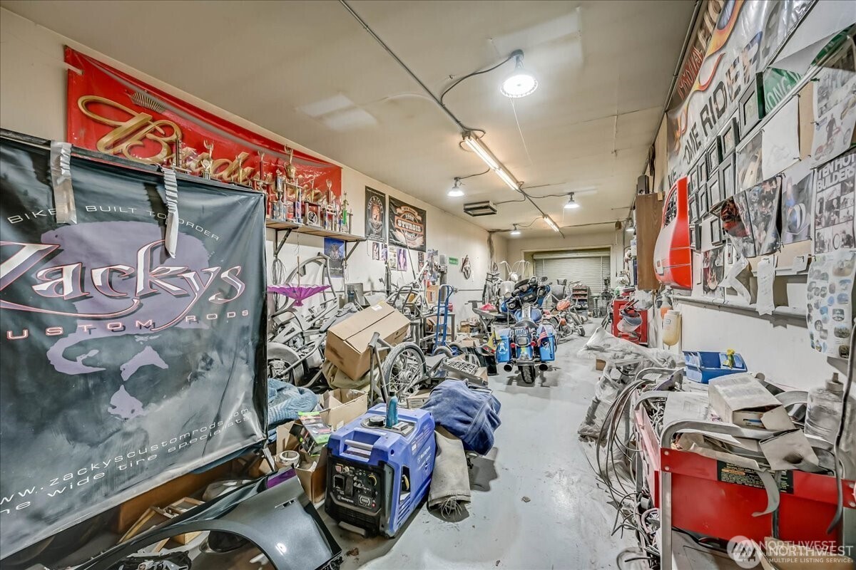 13720 Aurora Avenue N Seattle WA 98133